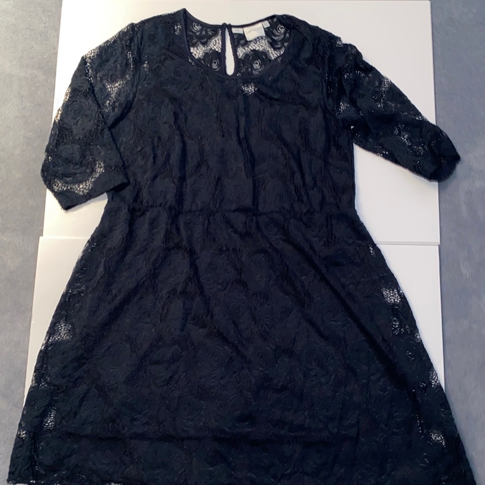 NAVY BLUE LACE DRESS